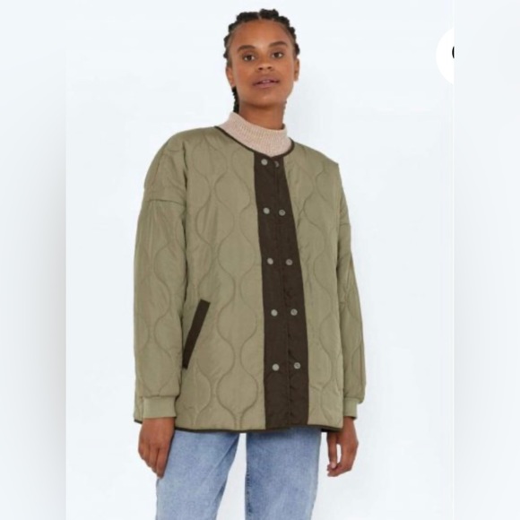 Noisy May Quilted Oversize Jacket Size M Color Olive/Brown - Picture 2 of 4